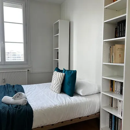 L'isly, Dernier Etage En Centre De Avec Terrasse De 50m2 公寓