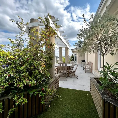 L'isly, Dernier Etage En Centre De Avec Terrasse De 50m2 公寓